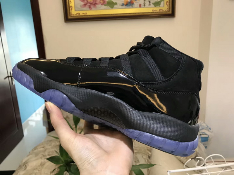 Authentic Air Jordan 11 Cap and Gowns